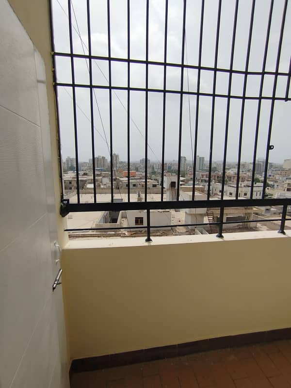 2 Bed DD Flat Available In Nazimabad 4 9