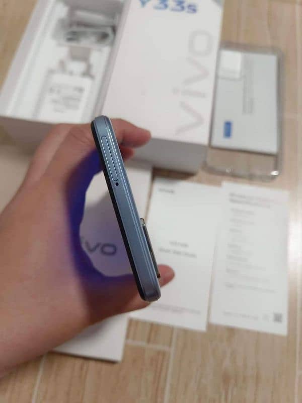 Vivo Y33s 8+4gb ram 1