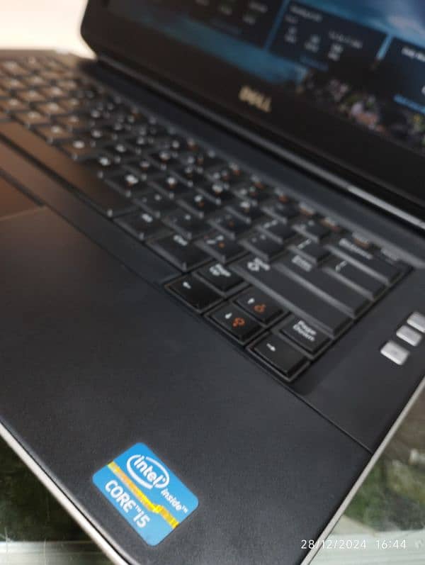 Dell latitude Inter core i5 3rd Generation 3