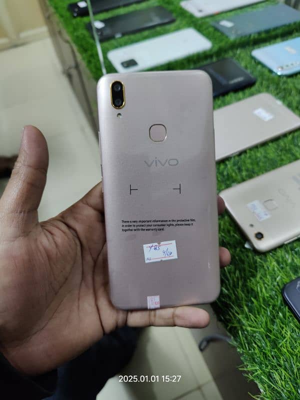 Vivo S1 6gb 128g indisplay Fingerprint Vivo Y19 6/128gb y17 4/64 y85 4