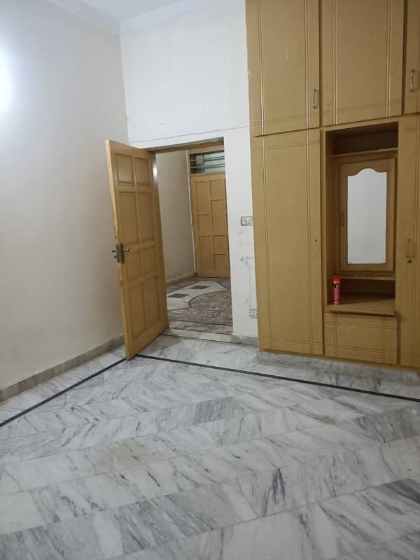 5 Marlla Ground flour house for rent phase 5A Bajli Pani gas available ha 5