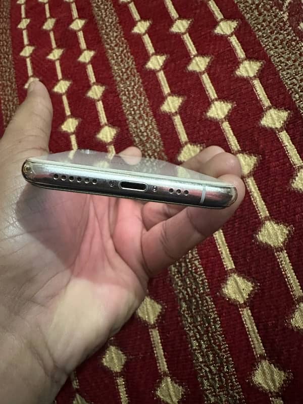 iPhone XS 256GB PTA Approved 5