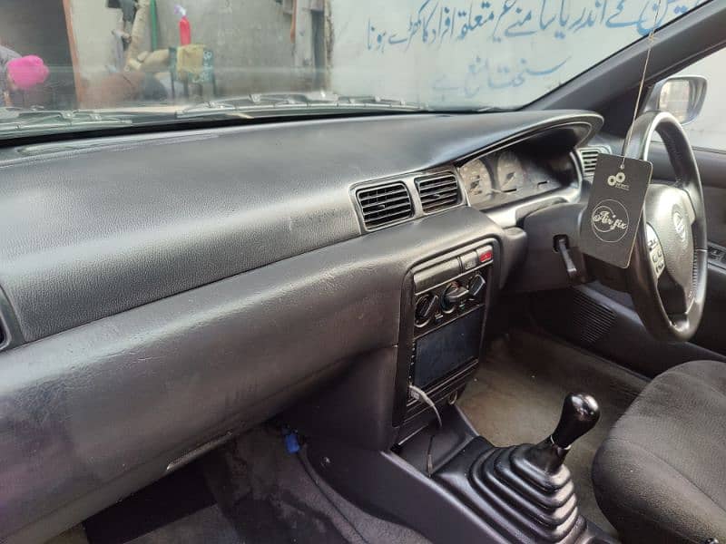 Nissan Sunny 2004 4