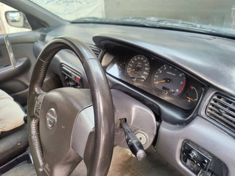 Nissan Sunny 2004 7