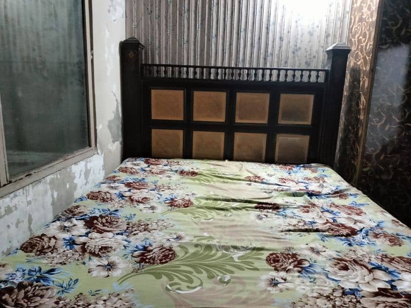 Bed For Sale with new mattress 0