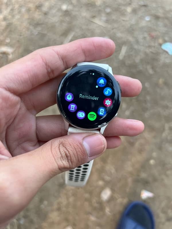 samsung galaxy watch active 2 8