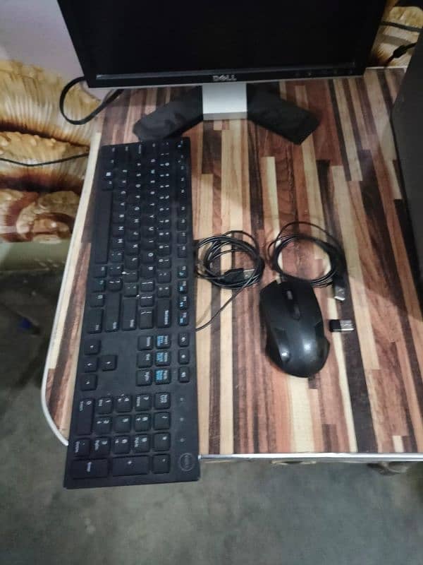 pc keyboard and mouse available 4