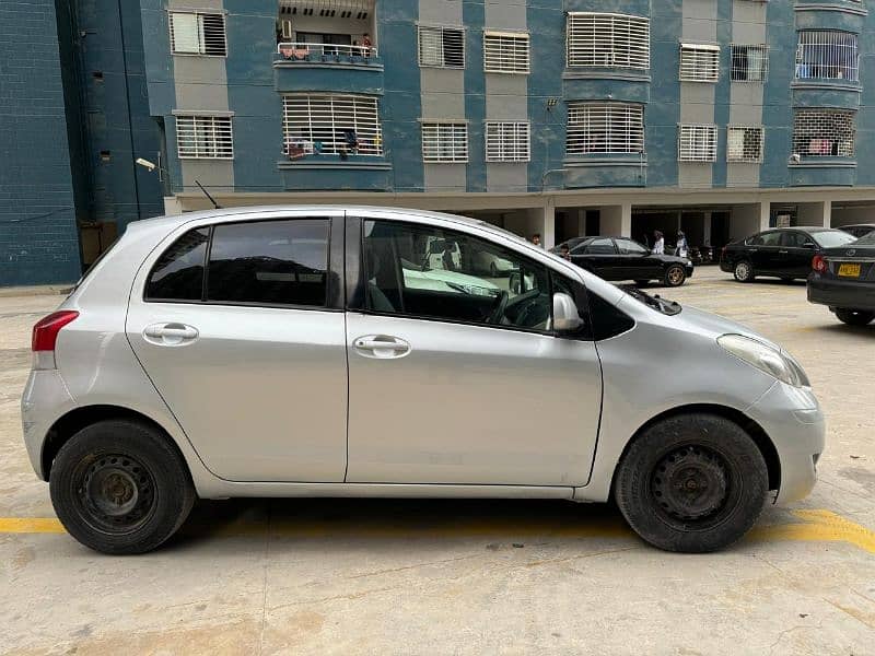 Toyota Vitz 2007/12 1