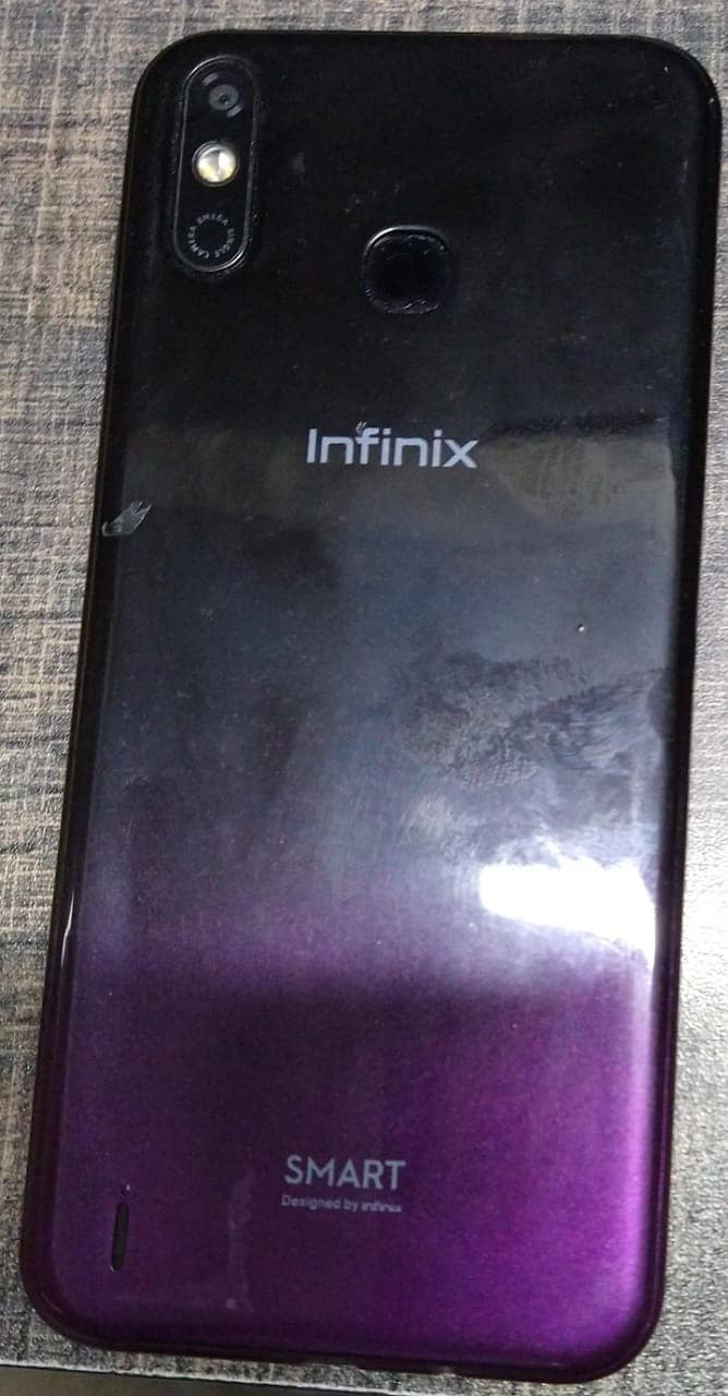 Infinix Hot 08 1