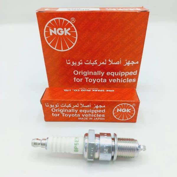 NGK SPARK PLUG ORIGNAL Japan dubai sy import  new 2