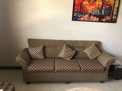 5 seater sofa with table