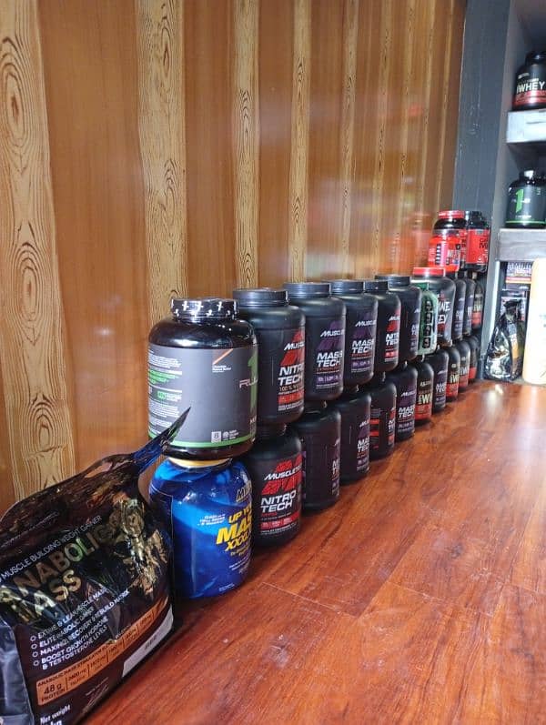 protein powders , shakers, creatine,pre workouts 0