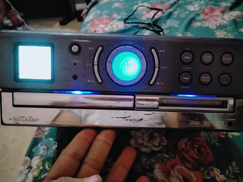 Sharp Amplifier built in CD & MD Player - Marantz NAD Technics Pioneer 0