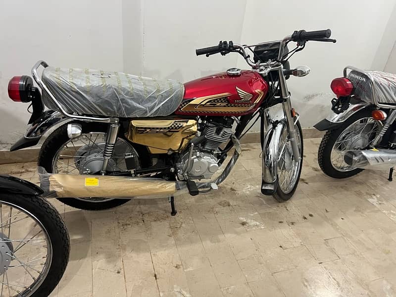 Honda CG 125 Special Edition Gold Urgent Sale 2