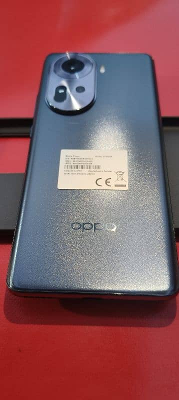 oppo reno 11 5G 256gb 12+4 gb ram 3