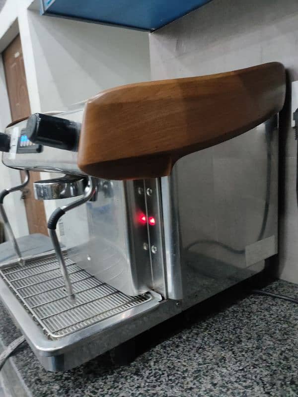 Esspresso coffee machine 1