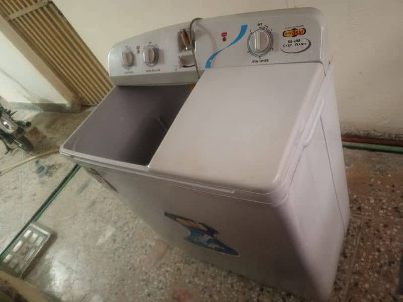 super Asia Washing machine with spinner excellent condition 7