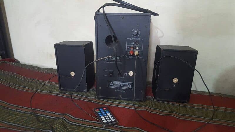 2.1 speakers system Xtreme Technologies brand 3