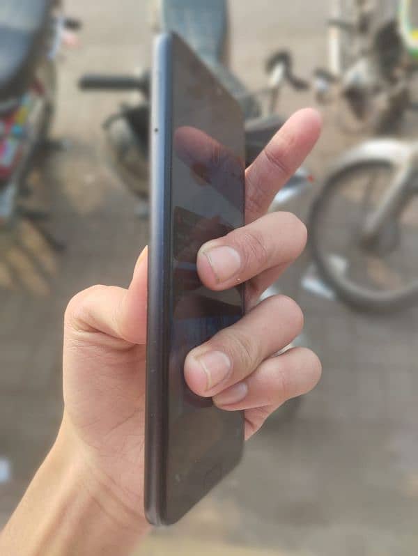 HUAWEI P20 ( EXCHANGE POSSIBLE) 2