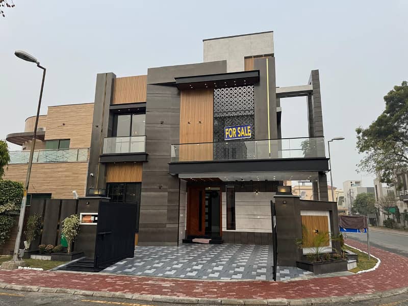 10.5 Marla Luxury Designer Corner & Facing Park House For Sale In Bahria Town Lahore 0