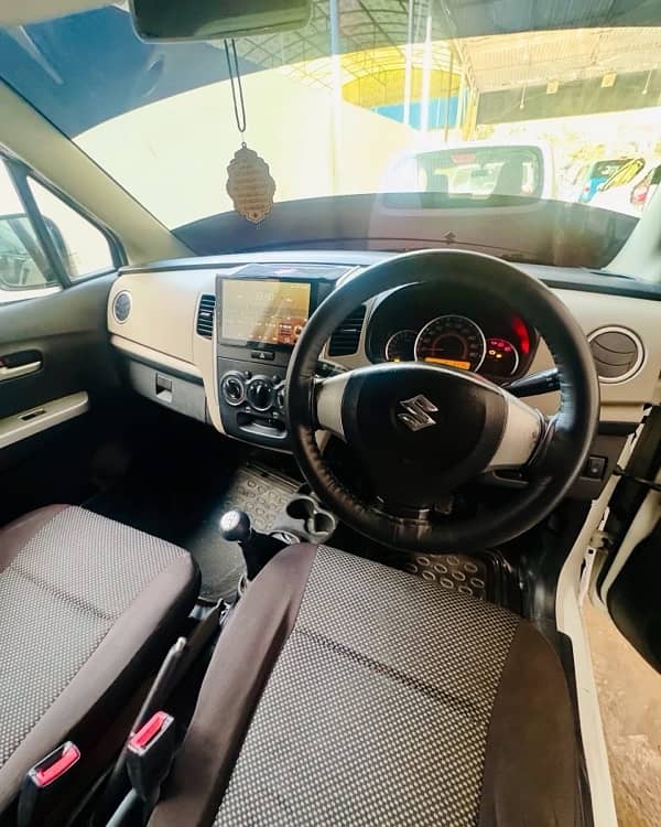 Suzuki Wagon R 2019 1