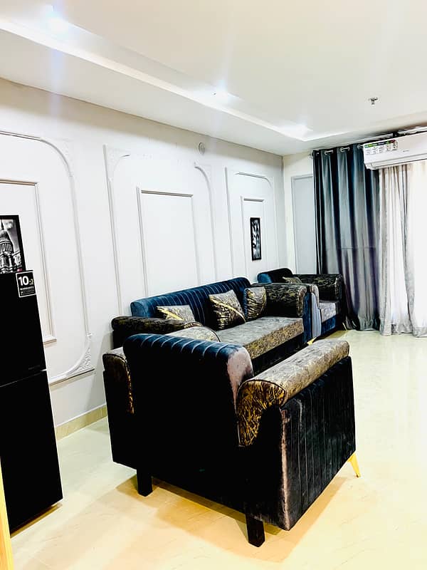 TWO BED LUXURY APARTMENT AVAILABLE FOR SALE IN GULBERG GREEN ISLAMABAD 3