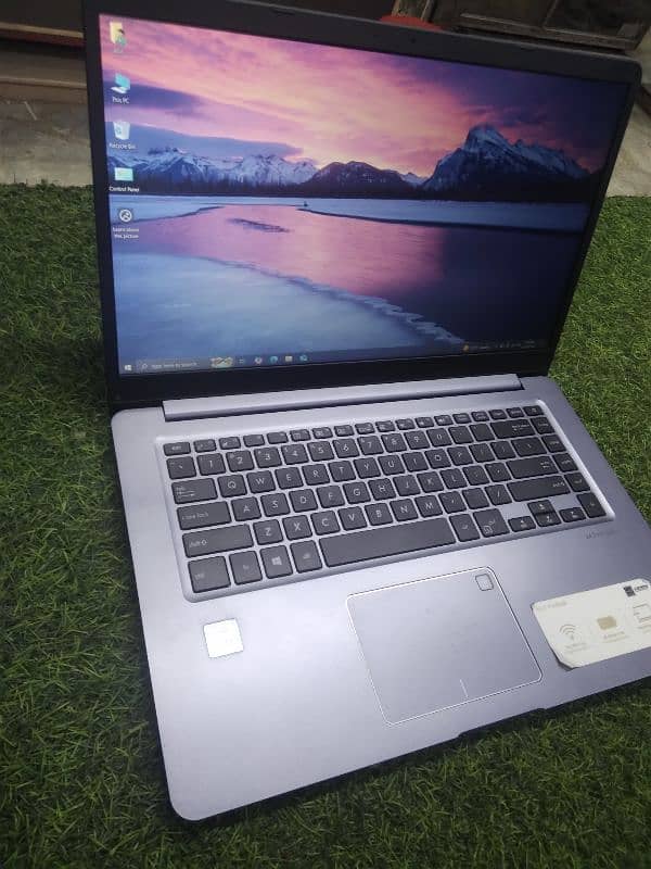 Asus Vivobook Core i5 8th Gen 0