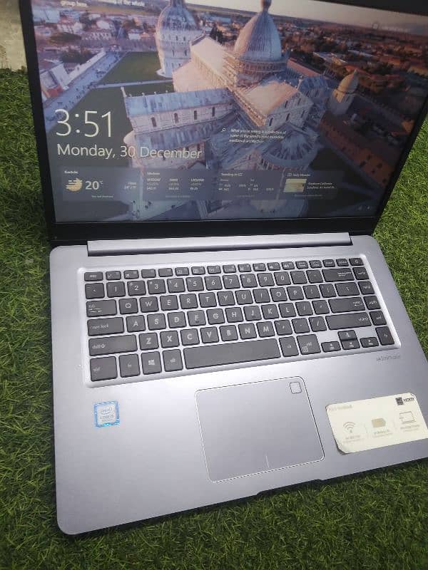 Asus Vivobook Core i5 8th Gen 2