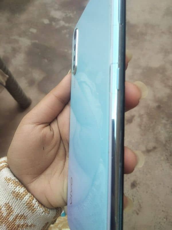 Vivo S1 4/128 4