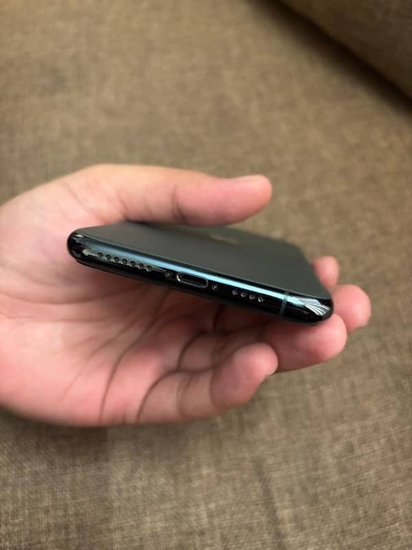 Iphone 11 pro max ( Non pta ) 6