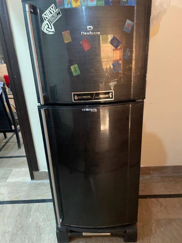 dawlance fridge and  freezer 0