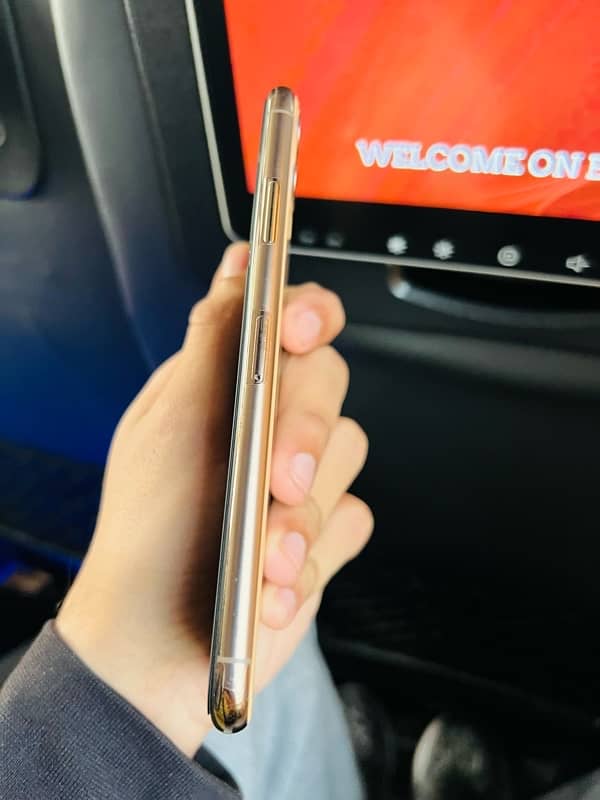 iPhone 11 Pro Max 256GB 1