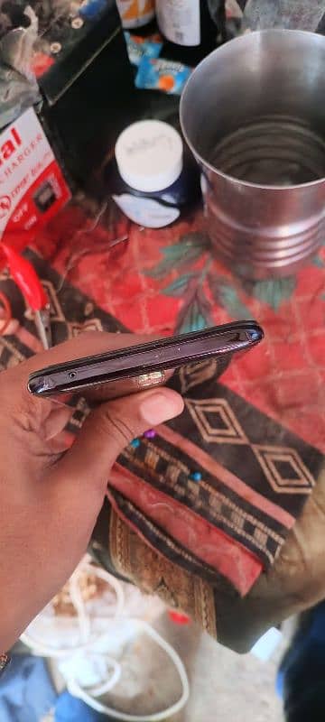 salam I'm selling my oppo f11 8+256 2