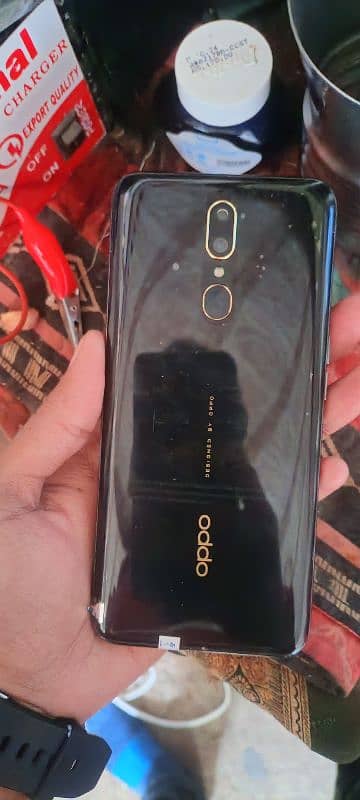 salam I'm selling my oppo f11 8+256 5