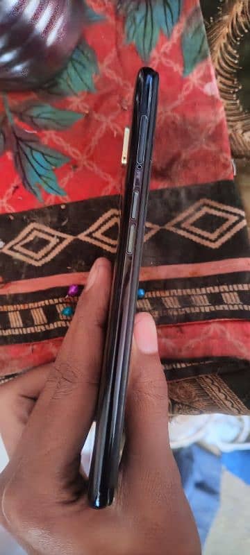 salam I'm selling my oppo f11 8+256 7