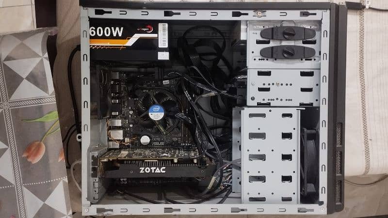 GAMING PC or editing system core i5 7th 1