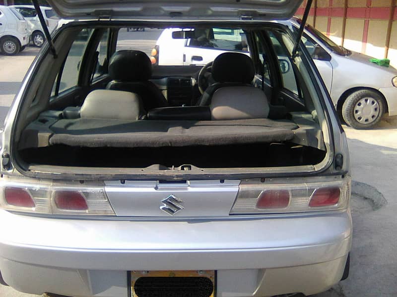 SUZUKI CULTUS VXR MODEL 2004 SILVER COLOUR BEHTREEN CONDITION 15