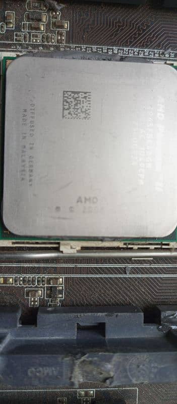 Amd Phenom II AM3 Socket with ISO sheild 3