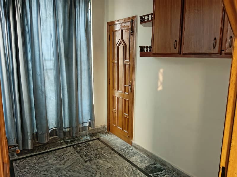 BEAUTIFUL UPPER PORTION AVAILABLE FOR RENT IN JOHAR TOWN 1