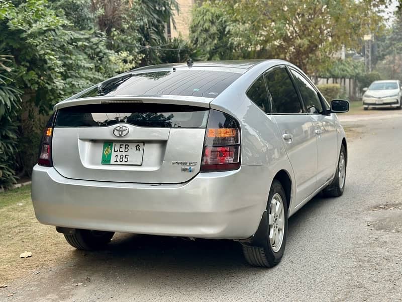 Toyota Prius 2010 G 3