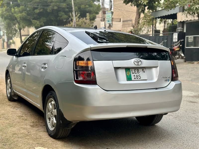 Toyota Prius 2010 G 5