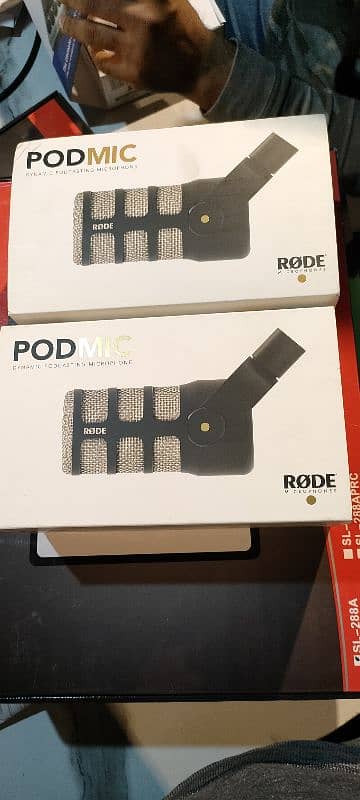 Rode podmics for sell and other podcast  accessories 2