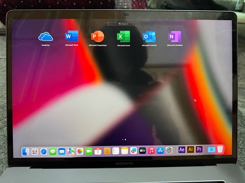 MacBook Pro 2017 | 15.4 Inches | 4 GB Graphic Card 2