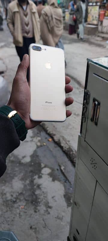 iphone 7 plus 32 GB non pta 0