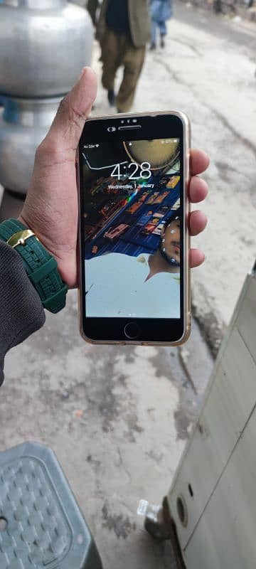 iphone 7 plus 32 GB non pta 4