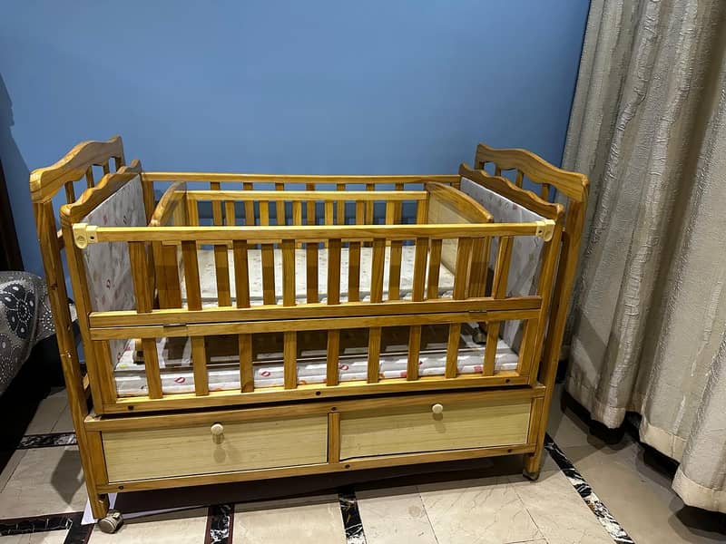 Baby cot 1