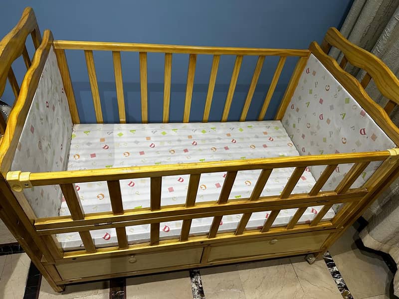 Baby cot 3