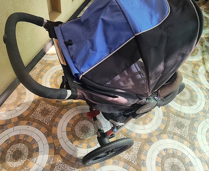 Graco original baby Stroller with shocks 4