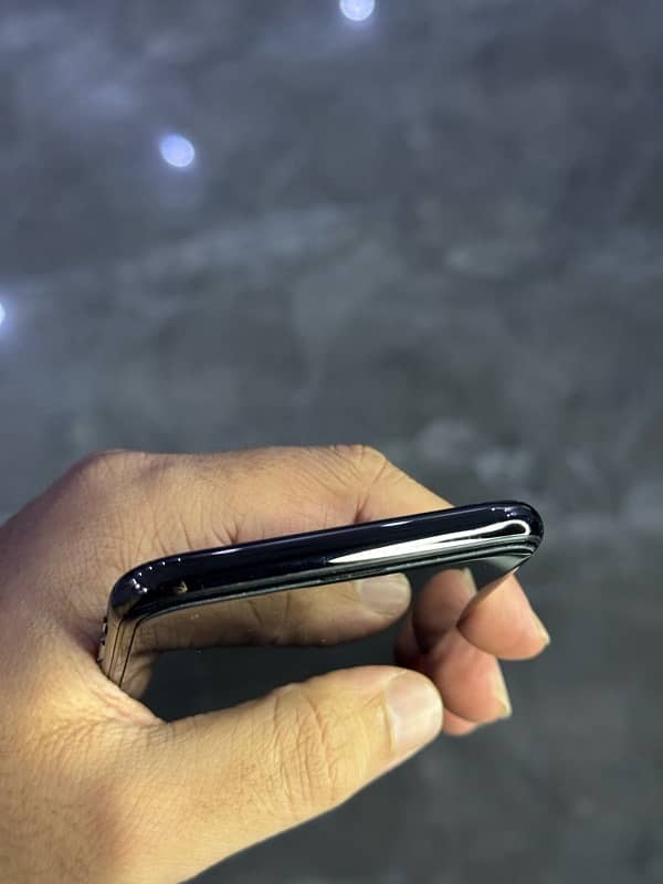 iphone x pta approved . 55000rs 4