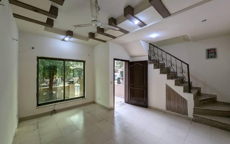 3 Marla luxury House available For Sale In Paragon City Lahore 1